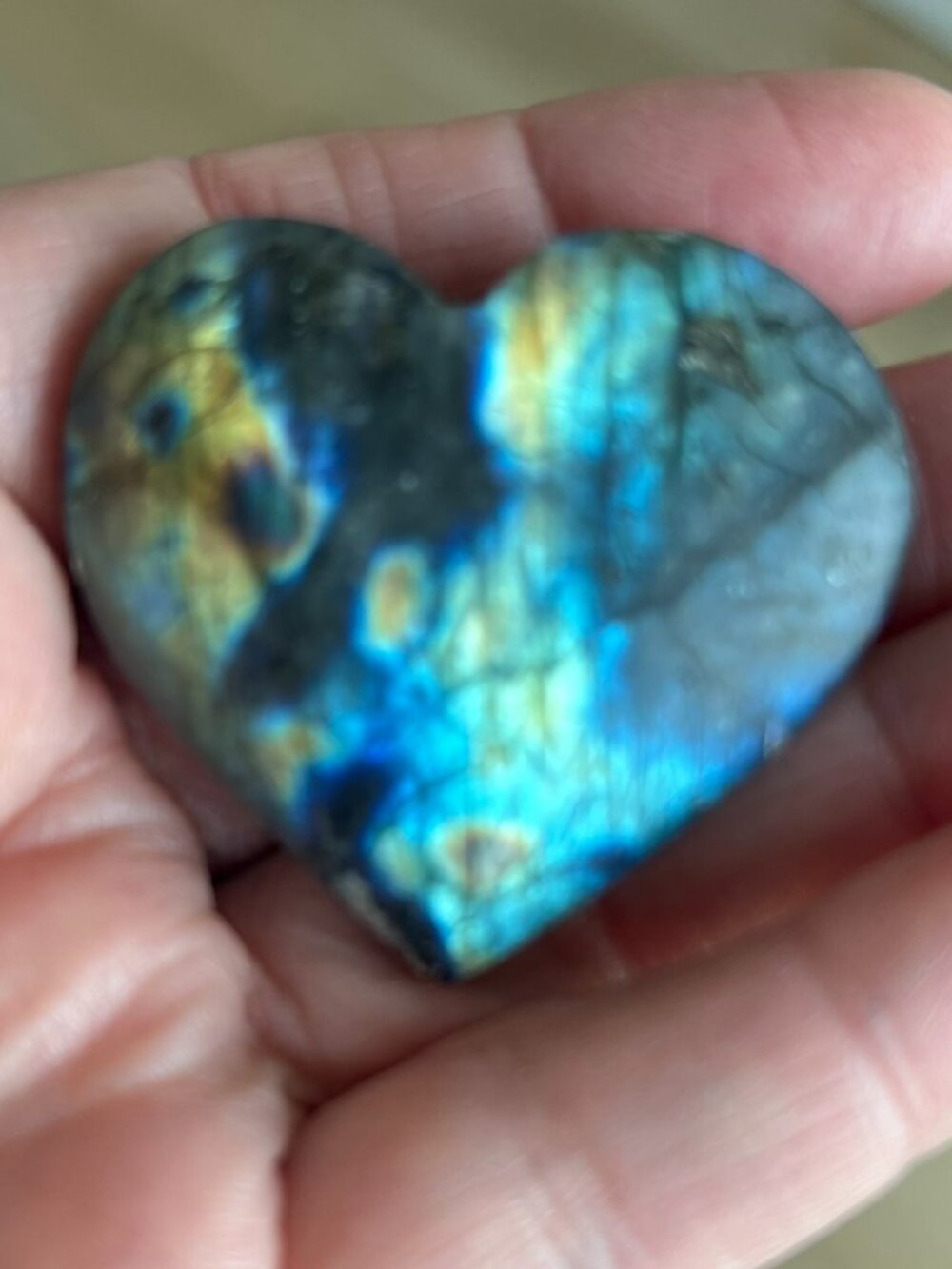Labradorite Heart - Picture 7 of 12
